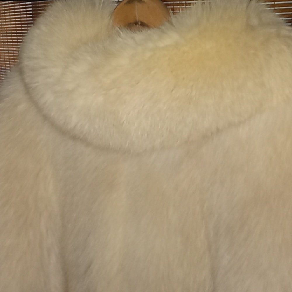 Large artic fox jacket - Picture 6 of 7